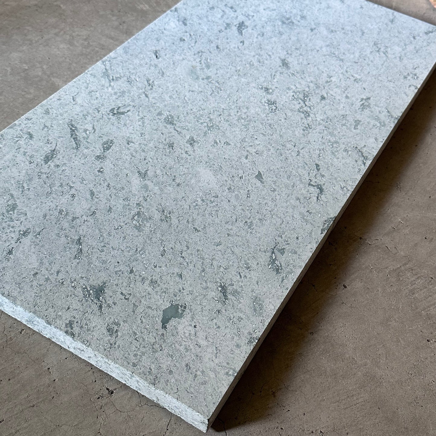 十和田石 300×600×22厚 天然石(ダイヤ挽き) デッドストック品