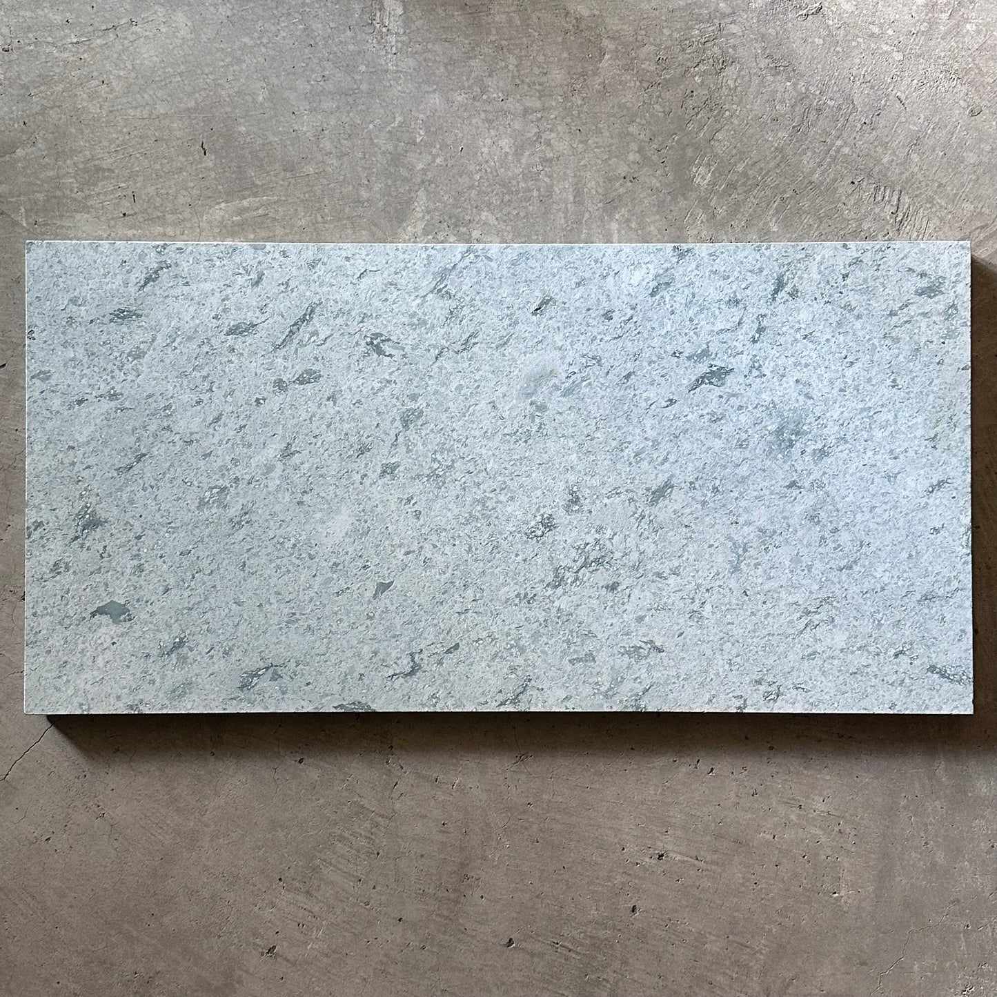 十和田石 300×600×22厚 天然石(ダイヤ挽き) デッドストック品