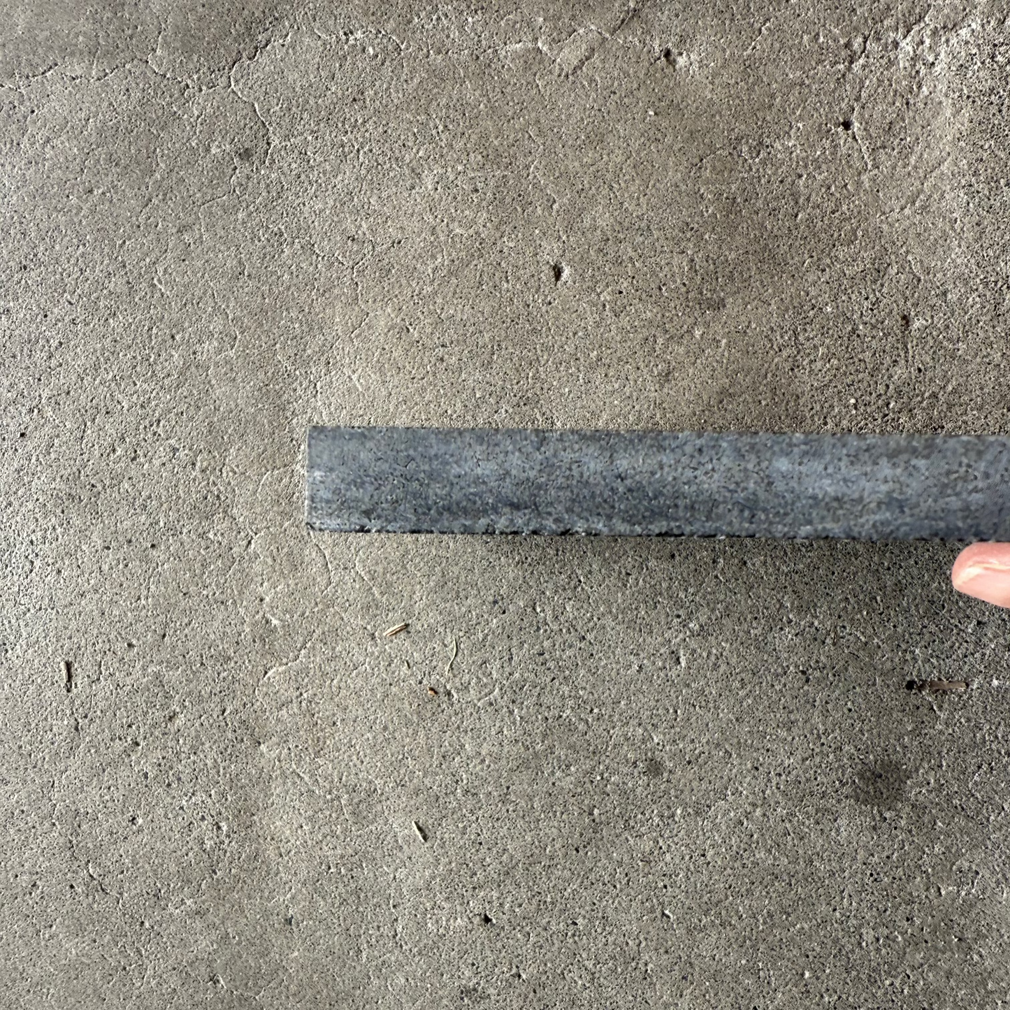 御影石「山西黒」中国産天然 本磨き仕上げ(135×300mm)