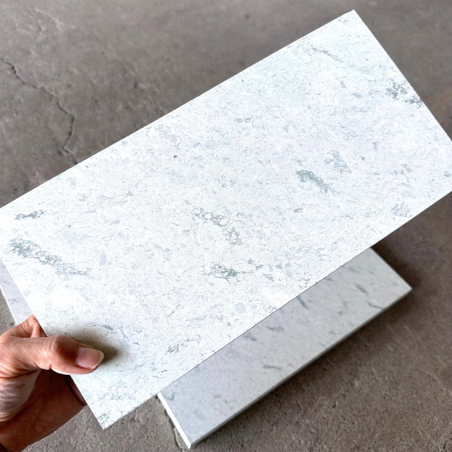 十和田石 150×300×15厚 天然石(ダイヤ挽き) デッドストック品