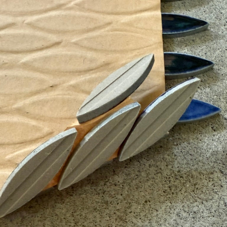 ペスカード モザイクタイル【名古屋モザイク工業】PES-25 藍色・紺色 デッドストックタイル