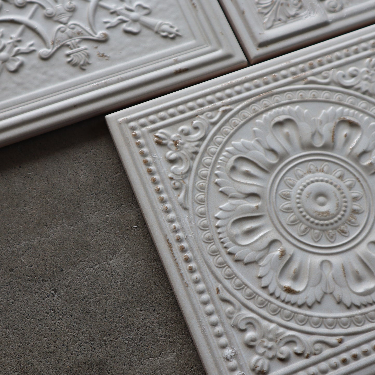 レアルセ Realce【平田タイル】デザインタイル｜200角タイルREA-WH｜デッドストック