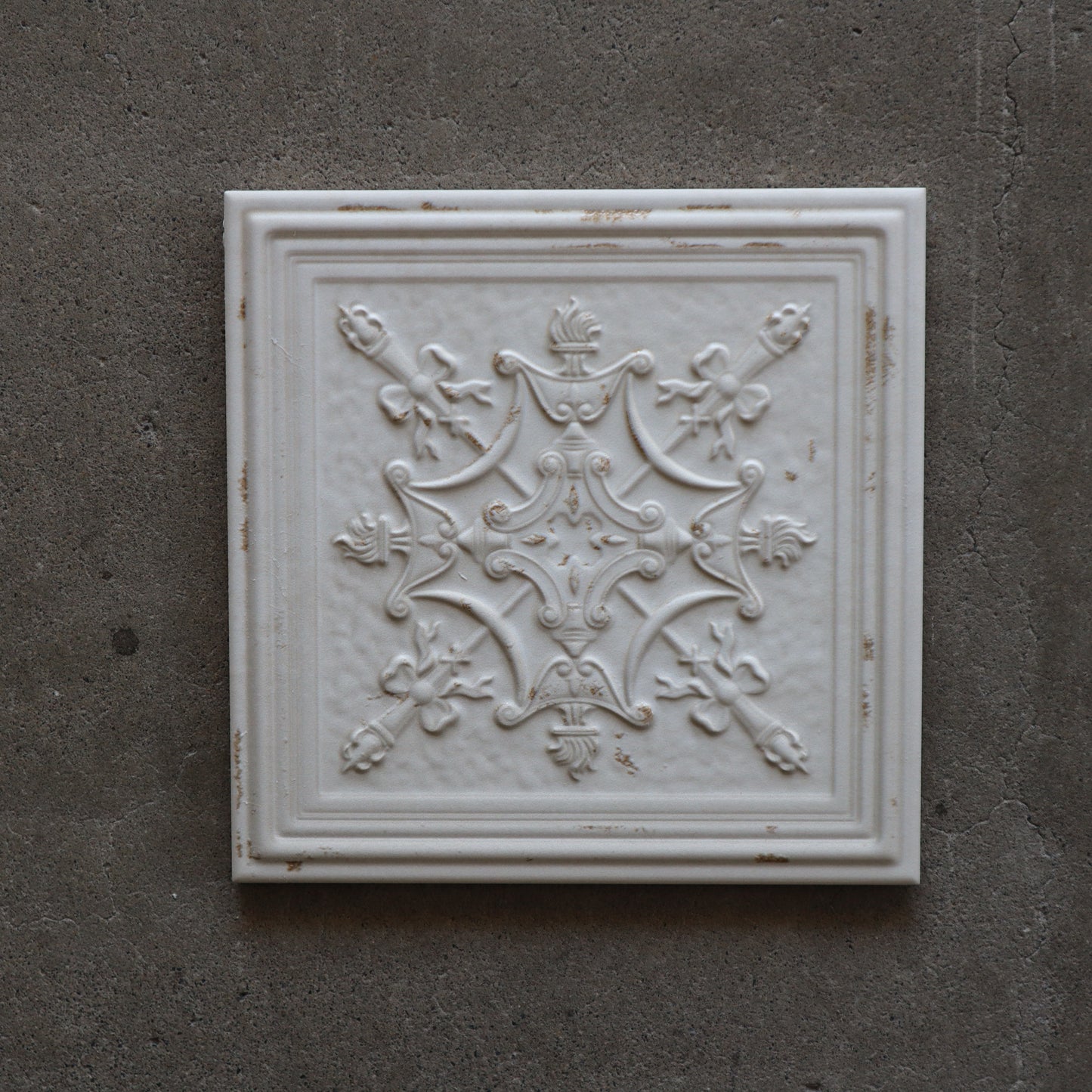 レアルセ Realce【平田タイル】デザインタイル｜200角タイルREA-WH｜デッドストック