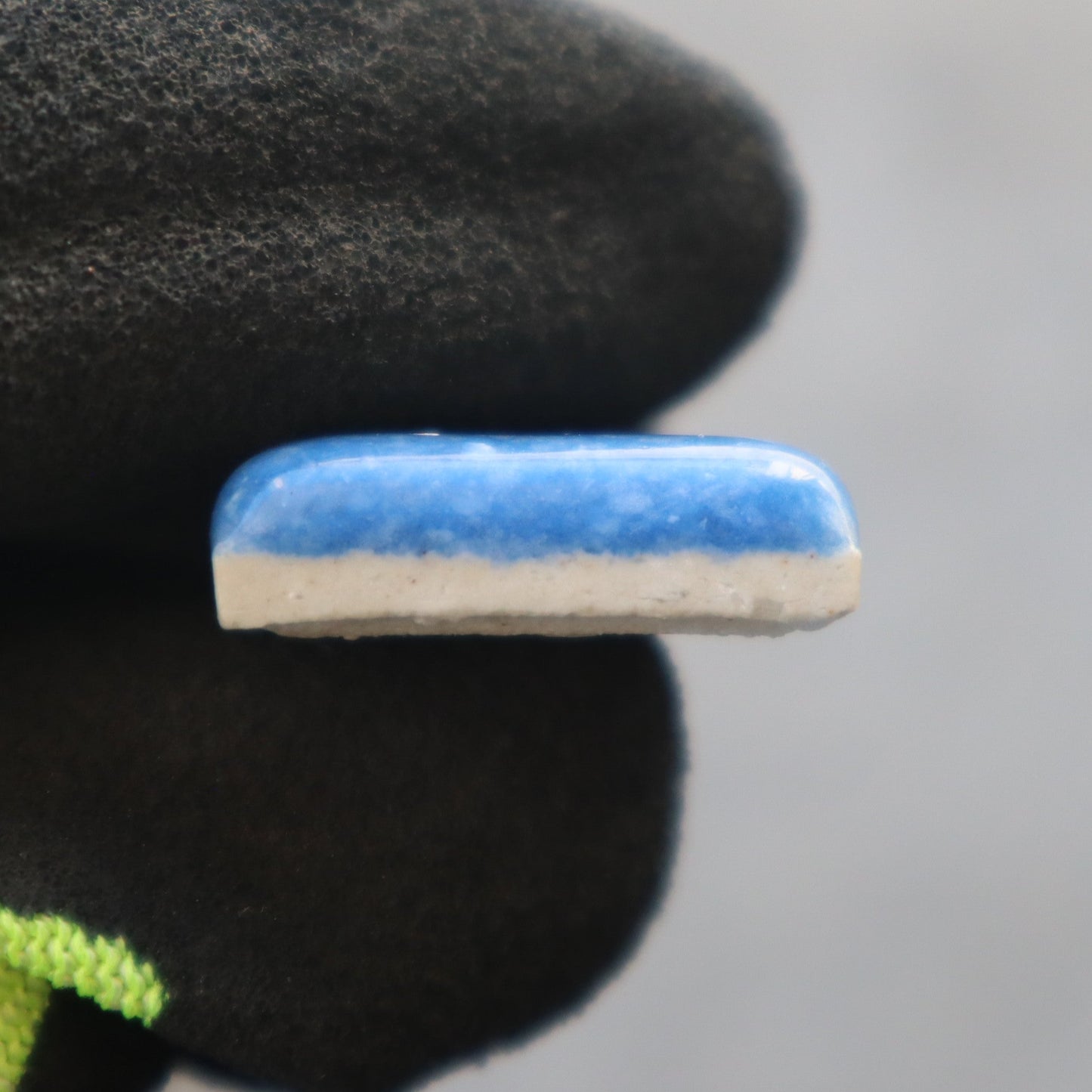 22.5mm角タイル【X-iS エクシィズ】ギヤマンモザイク　青YC-172｜リビング・玄関・洗面など屋内壁に