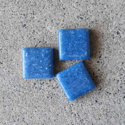 22.5mm角タイル【X-iS エクシィズ】ギヤマンモザイク　青YC-172｜リビング・玄関・洗面など屋内壁に