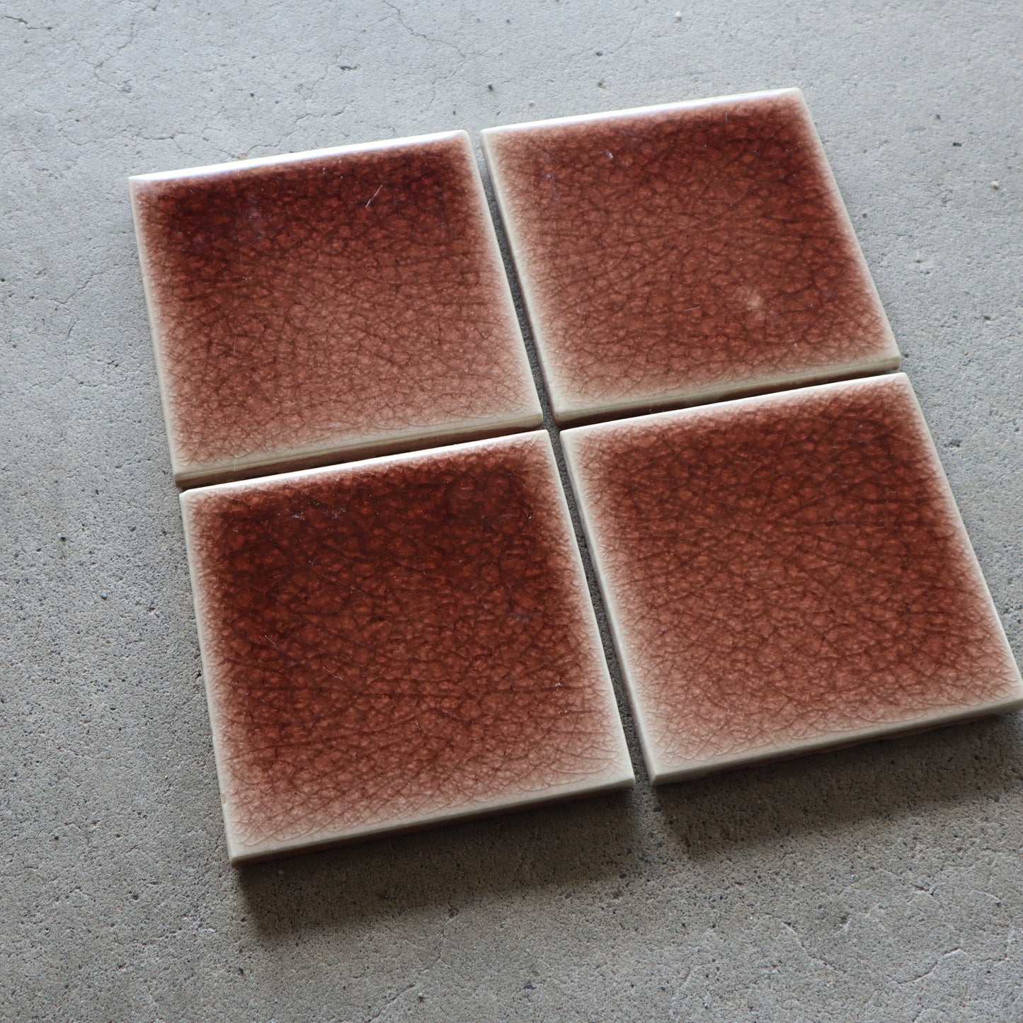 磁器質タイル 100角タイル 貫入入り タイ製デッドストックタイル