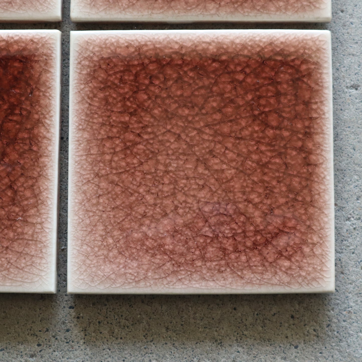 磁器質タイル 100角タイル 貫入入り タイ製デッドストックタイル