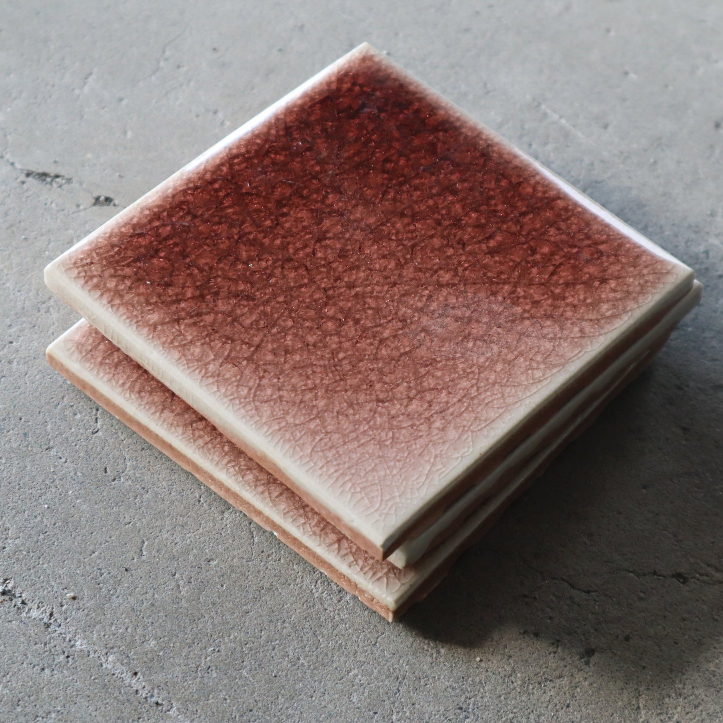 磁器質タイル 100角タイル 貫入入り タイ製デッドストックタイル