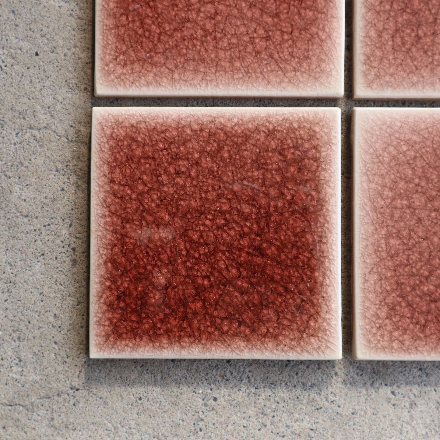 磁器質タイル 100角タイル 貫入入り タイ製デッドストックタイル