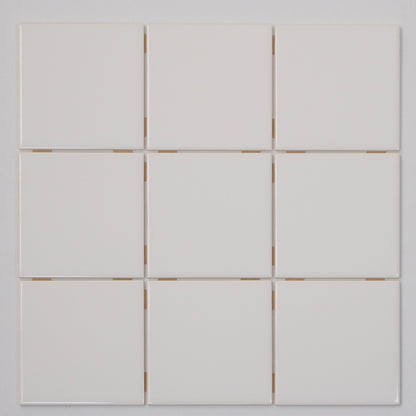 半磁器タイル 100角タイル 平【TOTO】内装壁タイル イベル （ホワイトブラウン）AA10#51｜廃盤品