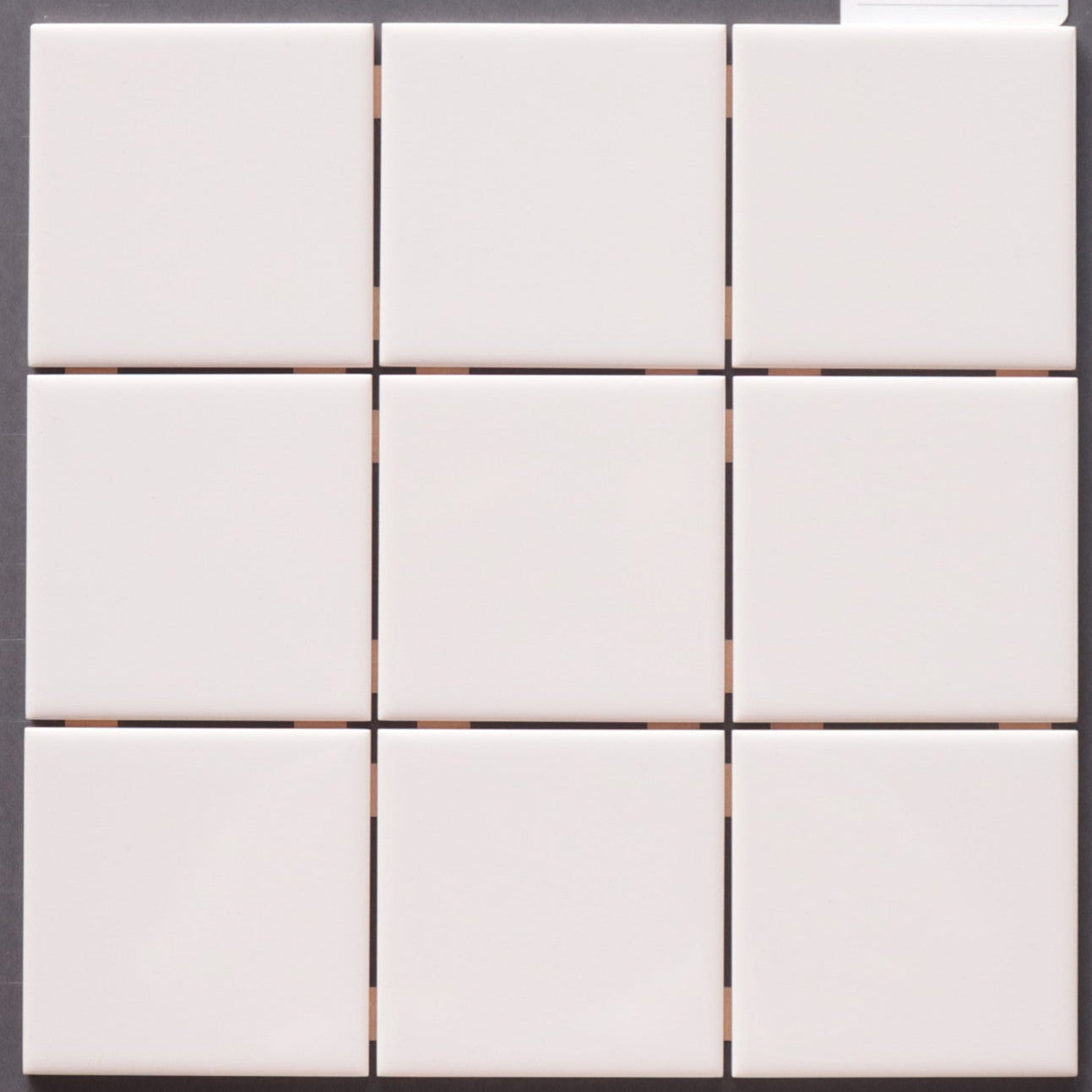 半磁器タイル 100角タイル 平【TOTO】内装壁タイル イベル （薄いサンドベージュ）AA10#52｜廃盤品