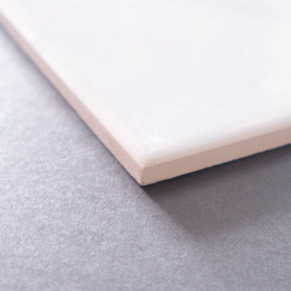 半磁器タイル 100角タイル 平【TOTO】内装壁タイル イベル （グレー）AA10#13｜廃盤品