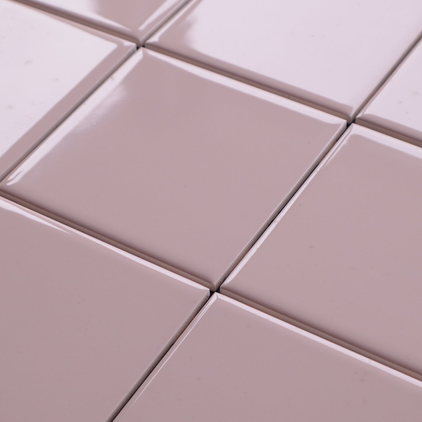 半磁器タイル 100角タイル 平【TOTO】内装壁タイル イベル （少し濃いめピンク）AA10#23｜廃盤品