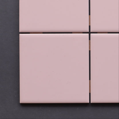 半磁器タイル 100角タイル 平【TOTO】内装壁タイル イベル （少し濃いめピンク）AA10#23｜廃盤品