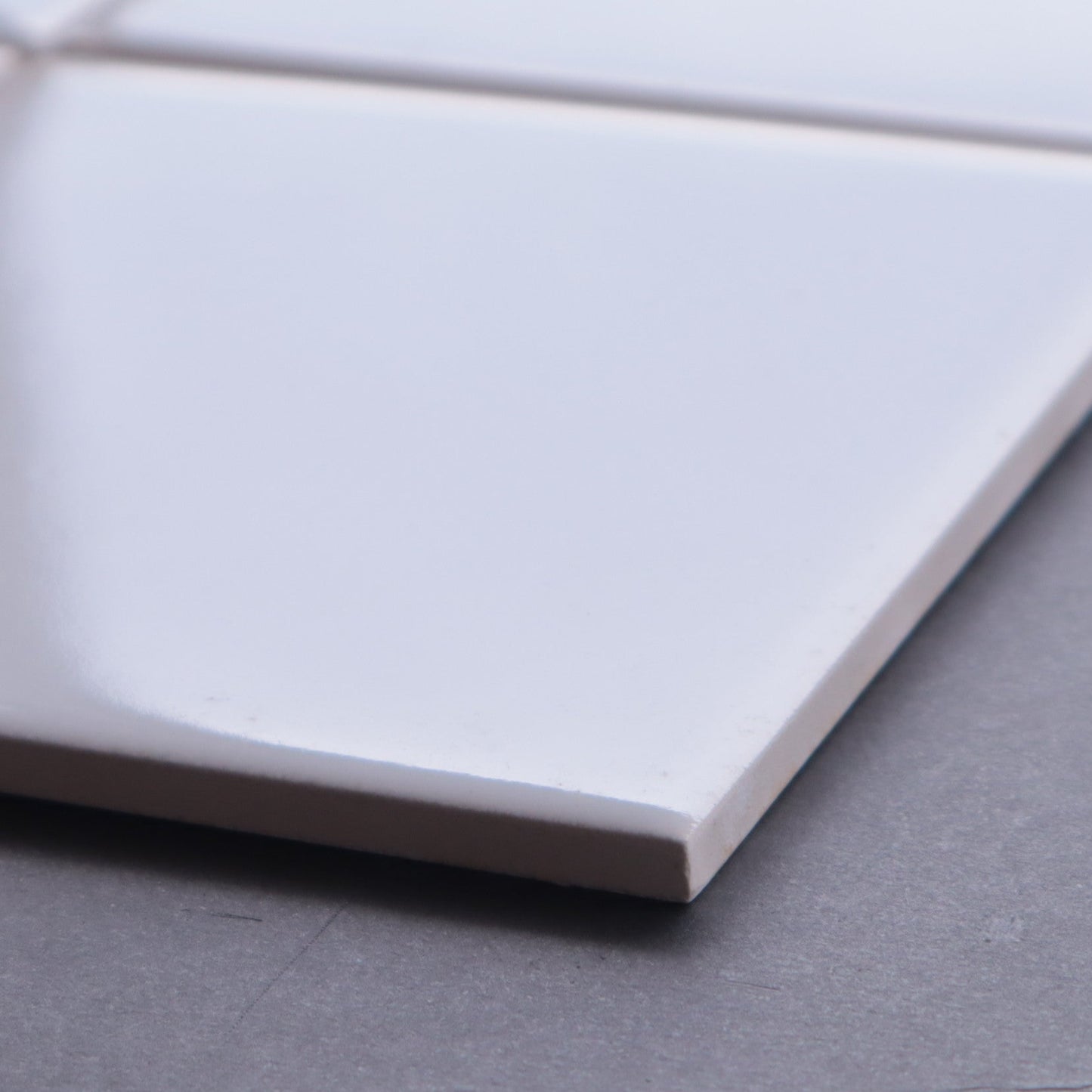 半磁器タイル 100角タイル 平【TOTO】内装壁タイル イベル （薄い水色）AA10#71｜廃盤品