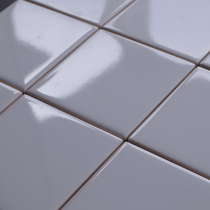 半磁器タイル 100角タイル 平【TOTO】内装壁タイル イベル （薄い水色）AA10#71｜廃盤品