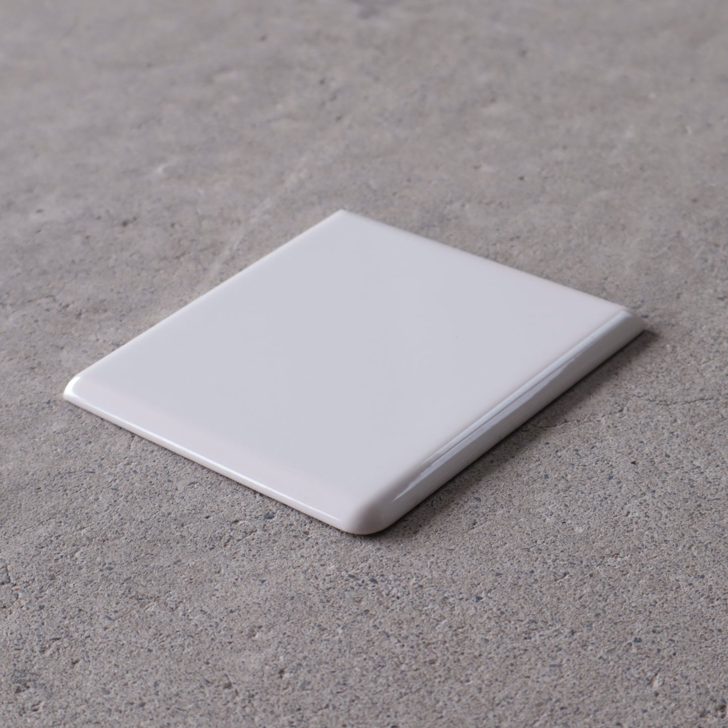 AA10#HS2 ビオティカ【TOTO】100角タイル 平 片面取り 内装壁タイル｜廃盤品