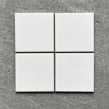 半磁器タイル 100角タイル 平【TOTO】内装壁タイル イベル （淡いベージュ）AA10#41｜廃盤品